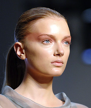 Beauty Spring Peek: The Chic Sleek Ponytail Beauty Spring Peek: The Chic Sleek Ponytail